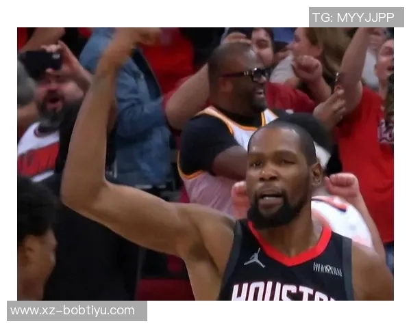 杜兰特称赞申京高位持球能力让对手难以预测他的下一步动作 杜兰特称赞申京高位持球能力让对手难以预测他的下一步动作