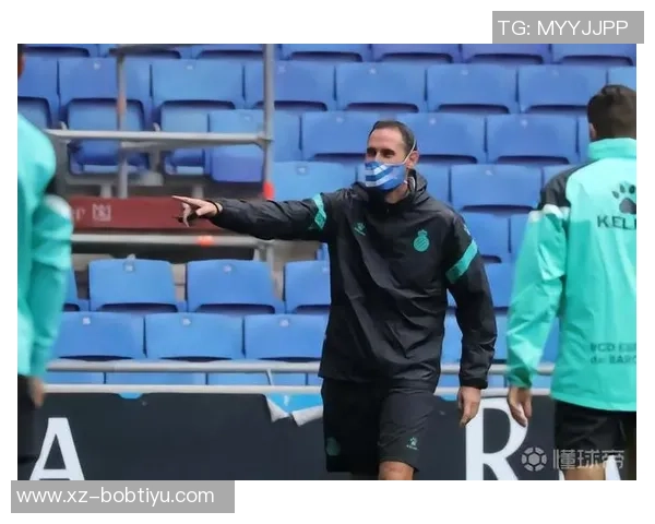 亚沙里分享恢复训练照片表达重返球场的喜悦与对艰难时期的感慨