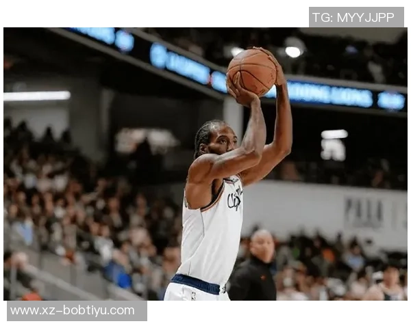 快船邓恩称赞保罗职业素养观察其比赛对自己成长助益良多